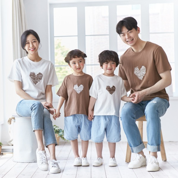 Chocolate heart short T-shirts family 21B04/ family look, family photo outfit